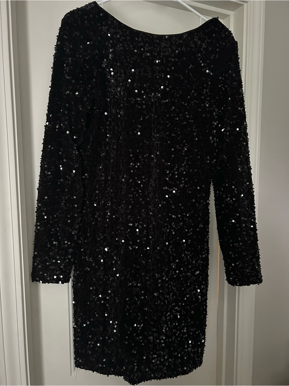 Vero Moda Black Long-Sleeve Sequin Shift Dress